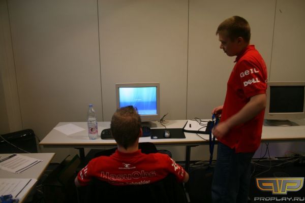 ������� ������ - Hasu & Happy