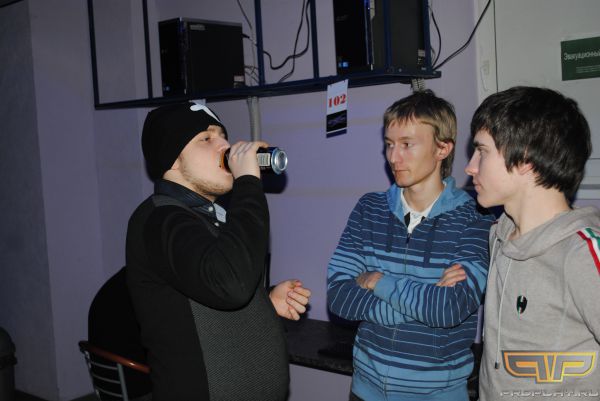 XomA ������������� ����� �����, � ����� � ��� pohmel � Xenitron